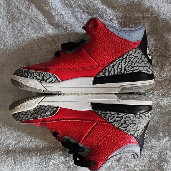 Jordan Retro 3 SE 'UNITE' Kids - Picture 4 of 6